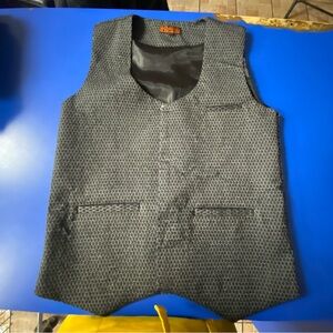Aaron Gray Textured Vest